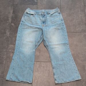 American Eagle Highest Rise 90s Flare Jean 14 Short